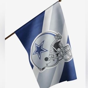 NFL FOCO Dallas Cowboys Helmet Vertical Flag